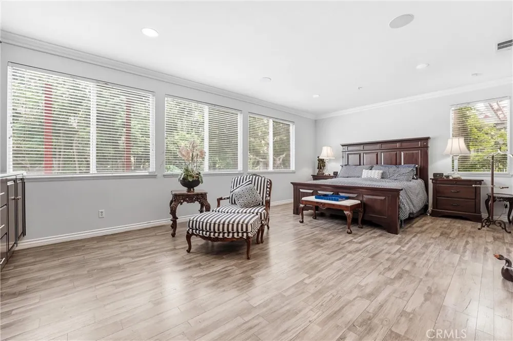 1067 Trevecca Claremont, CA 91711