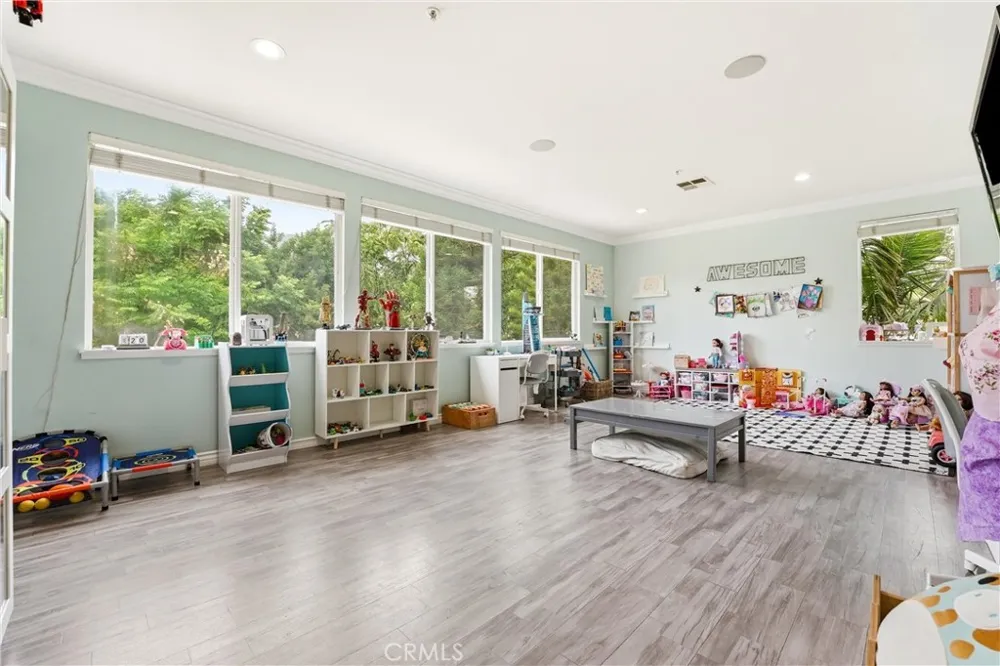 1067 Trevecca Claremont, CA 91711