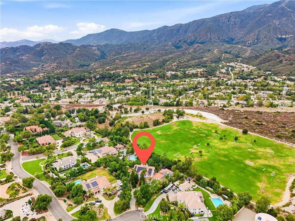 1067 Trevecca Claremont, CA 91711