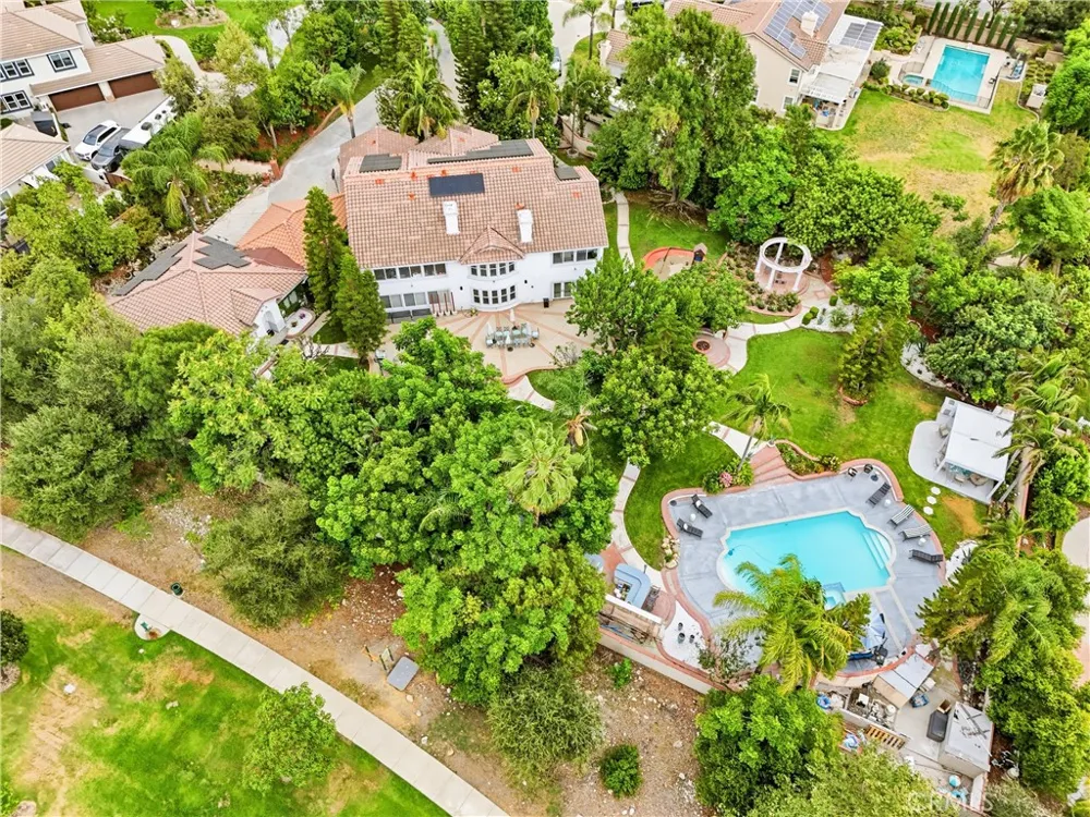1067 Trevecca Claremont, CA 91711