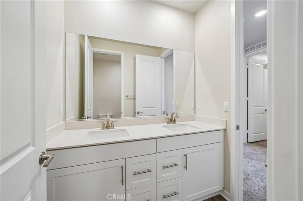 3161 Teralina Circle Riverside, CA 92503