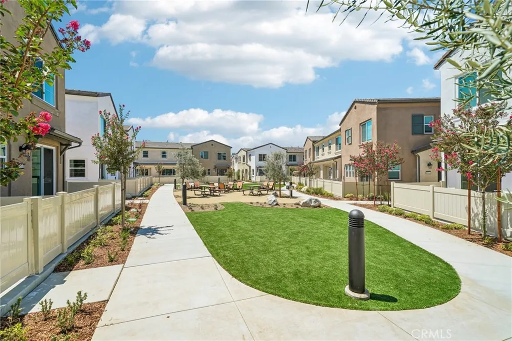 3161 Teralina Circle Riverside, CA 92503
