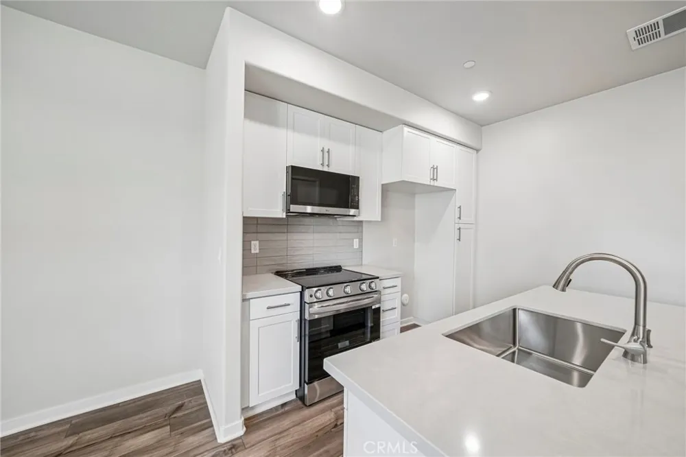 3161 Teralina Circle Riverside, CA 92503