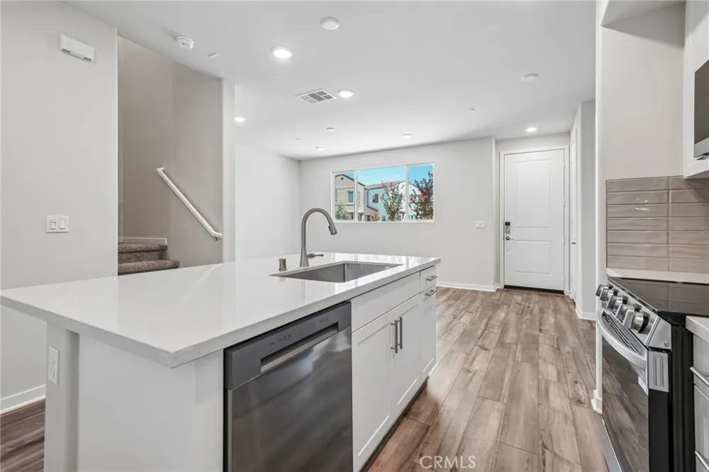 3161 Teralina Circle Riverside, CA 92503