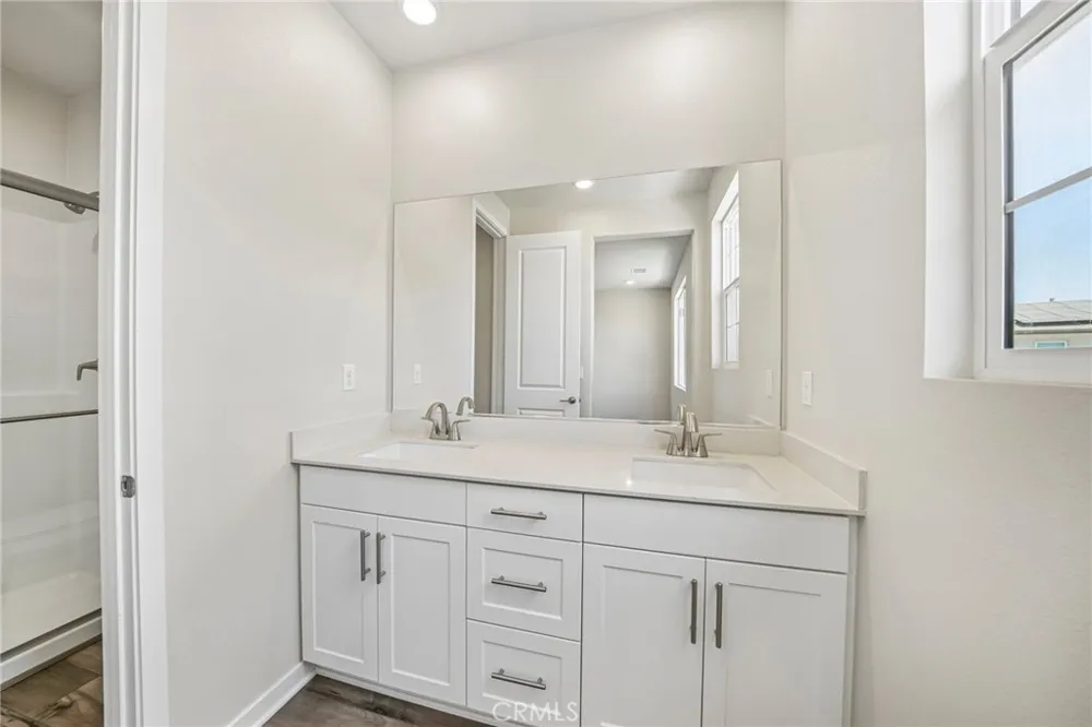3161 Teralina Circle Riverside, CA 92503