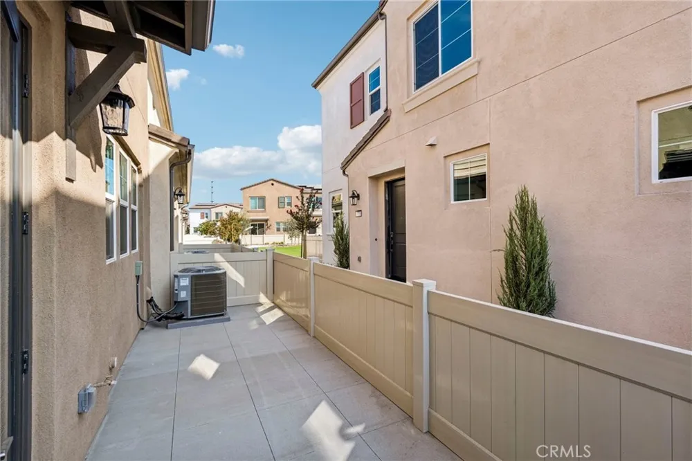 3157 Teralina Circle Riverside, CA 92503