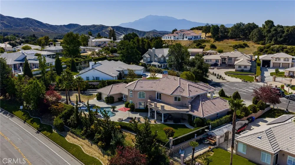 38136 Butterfly Court Yucaipa, CA 92399