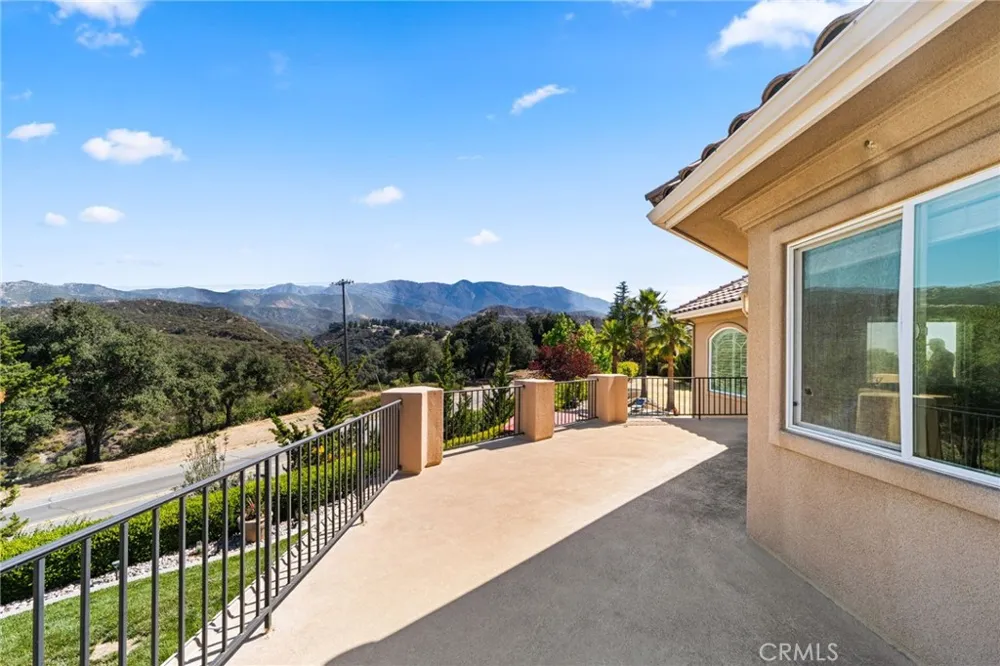 38136 Butterfly Court Yucaipa, CA 92399