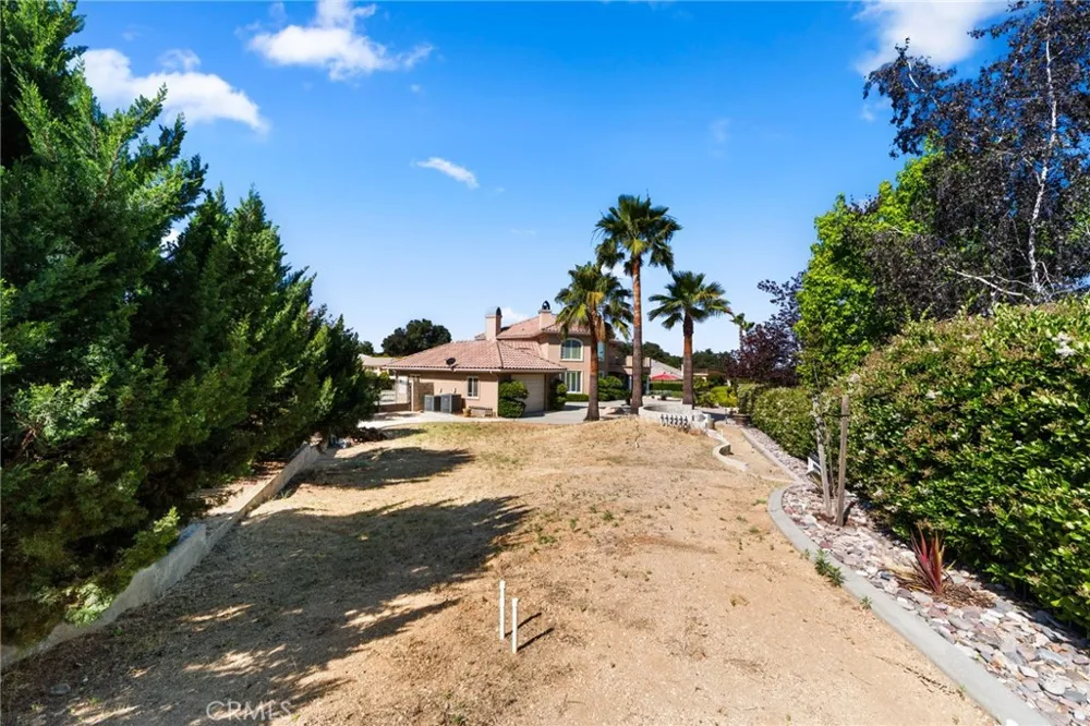 38136 Butterfly Court Yucaipa, CA 92399