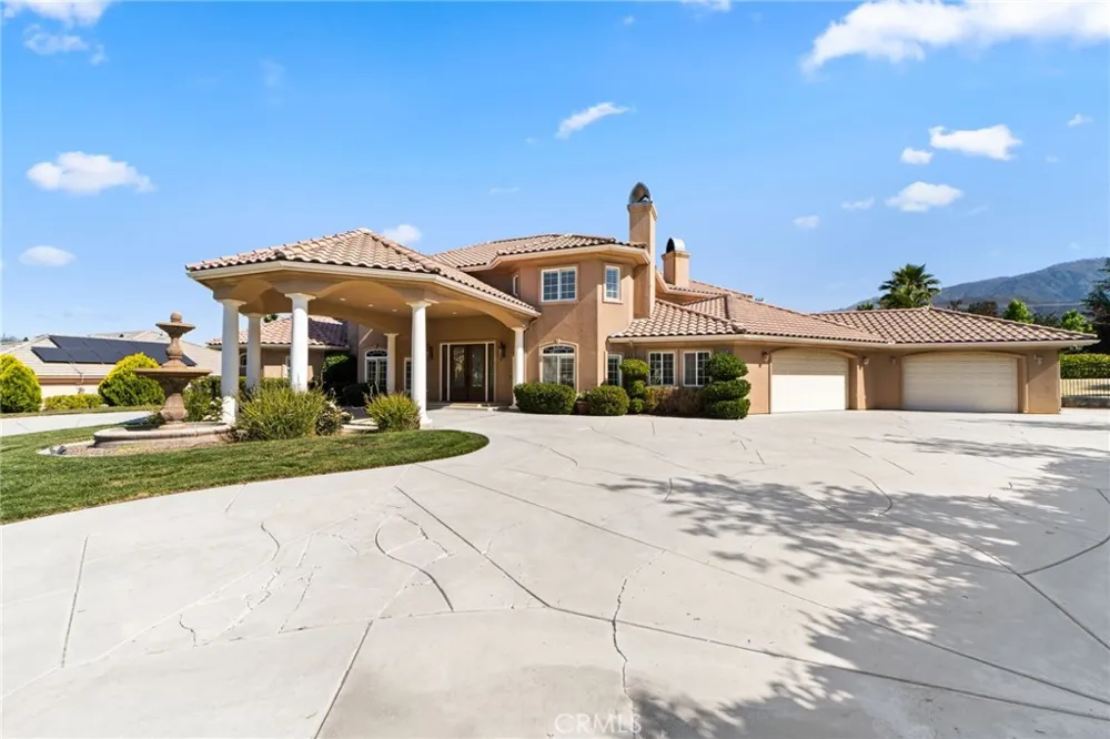 38136 Butterfly Court Yucaipa, CA 92399