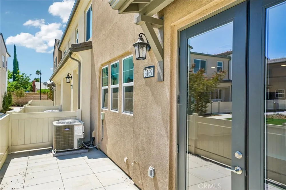 3169 Teralina Circle Riverside, CA 92503