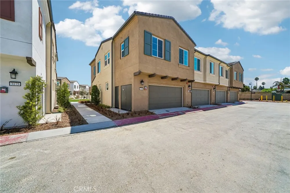 3169 Teralina Circle Riverside, CA 92503