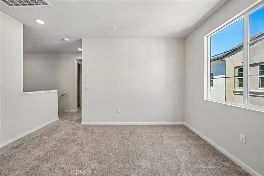 3169 Teralina Circle Riverside, CA 92503
