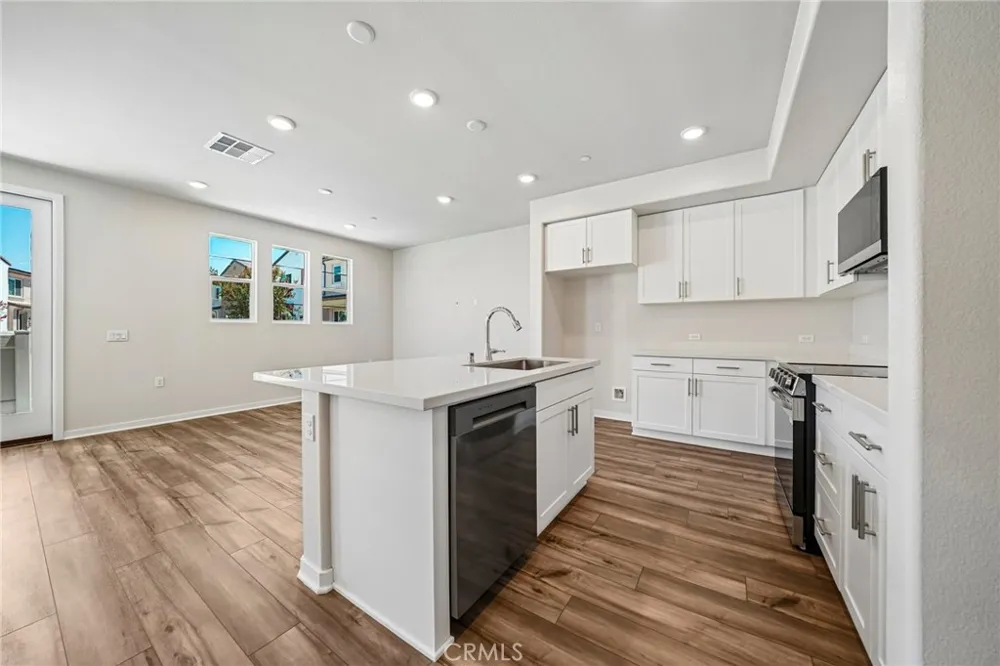 3169 Teralina Circle Riverside, CA 92503