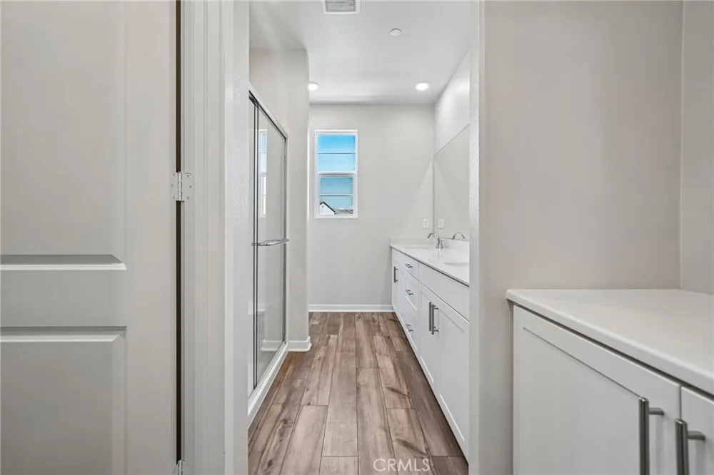 3169 Teralina Circle Riverside, CA 92503
