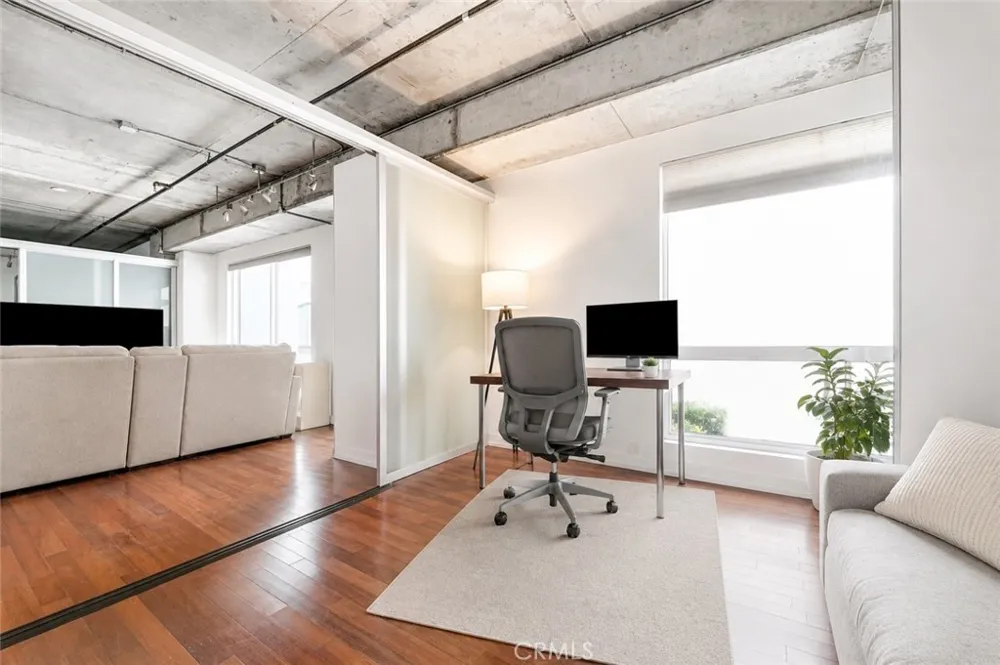 645 W 9th Street #314 Los Angeles, CA 90015