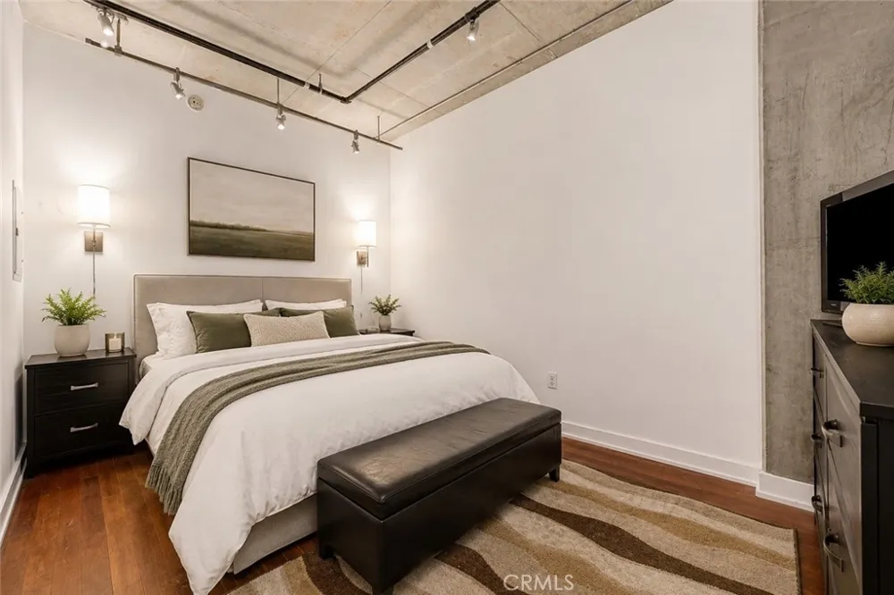 645 W 9th Street #314 Los Angeles, CA 90015