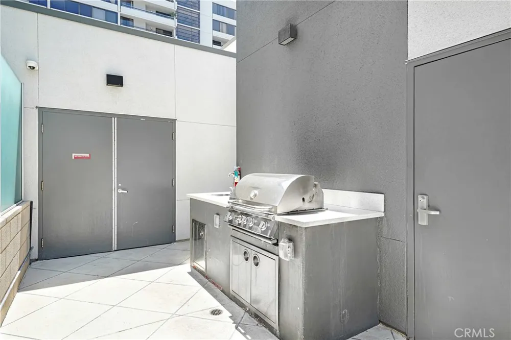645 W 9th Street #314 Los Angeles, CA 90015