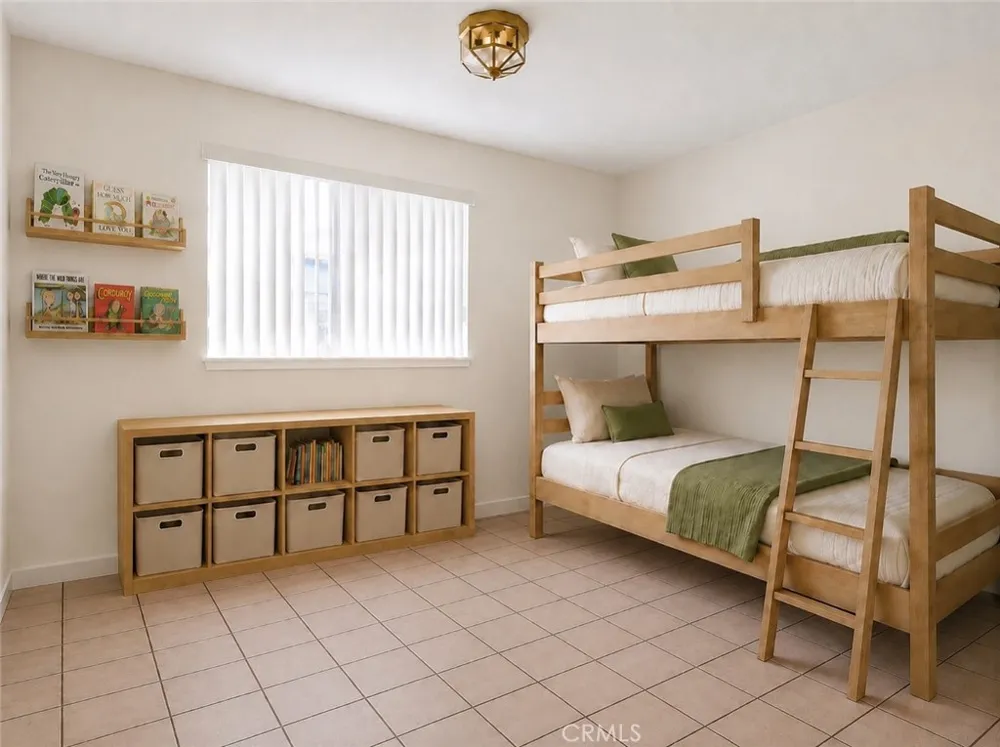 127 E Juanita Glendora, CA 91740