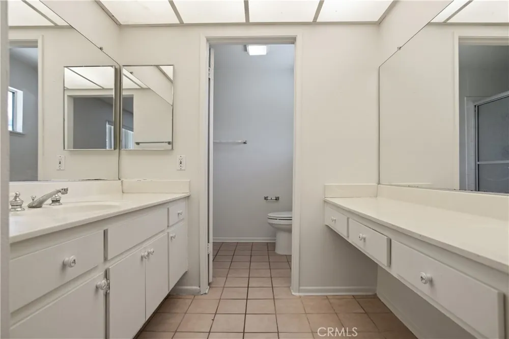 127 E Juanita Glendora, CA 91740