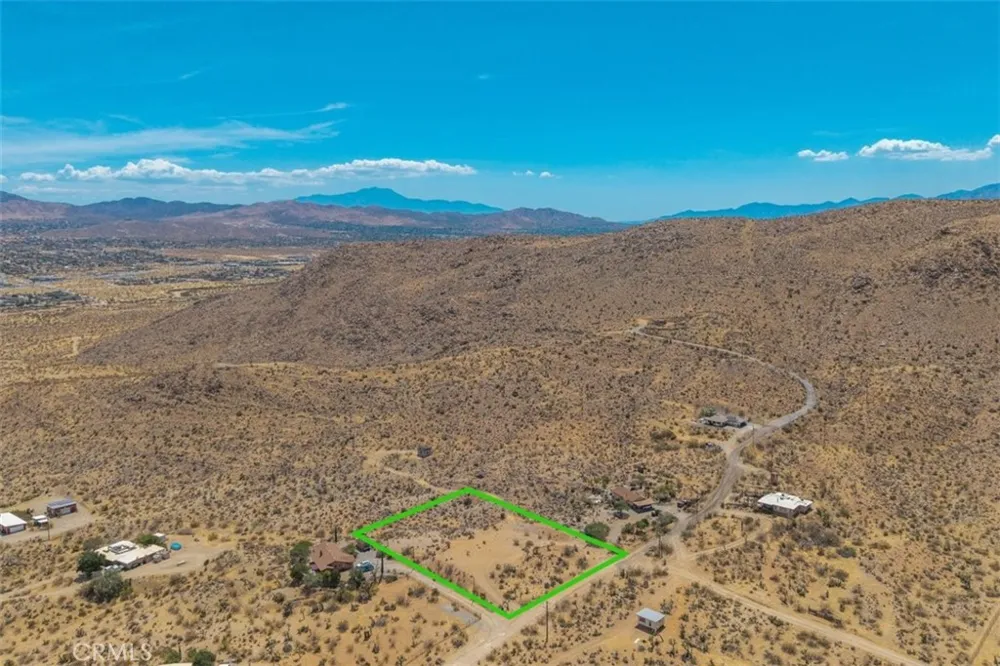 58701 Los Coyotes Yucca Valley, CA 92284