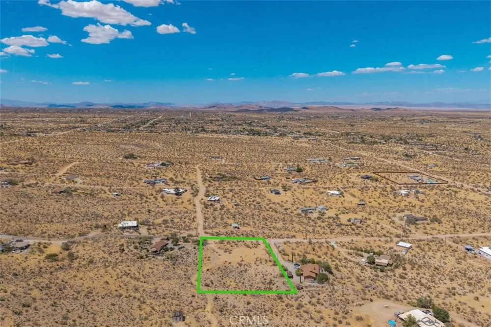 58701 Los Coyotes Yucca Valley, CA 92284