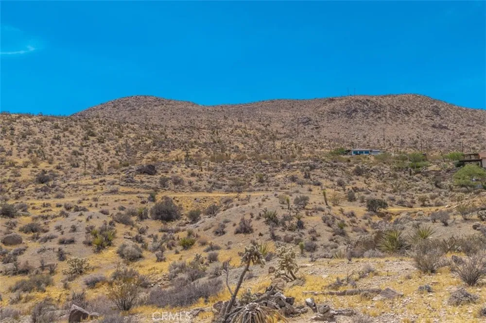 58701 Los Coyotes Yucca Valley, CA 92284