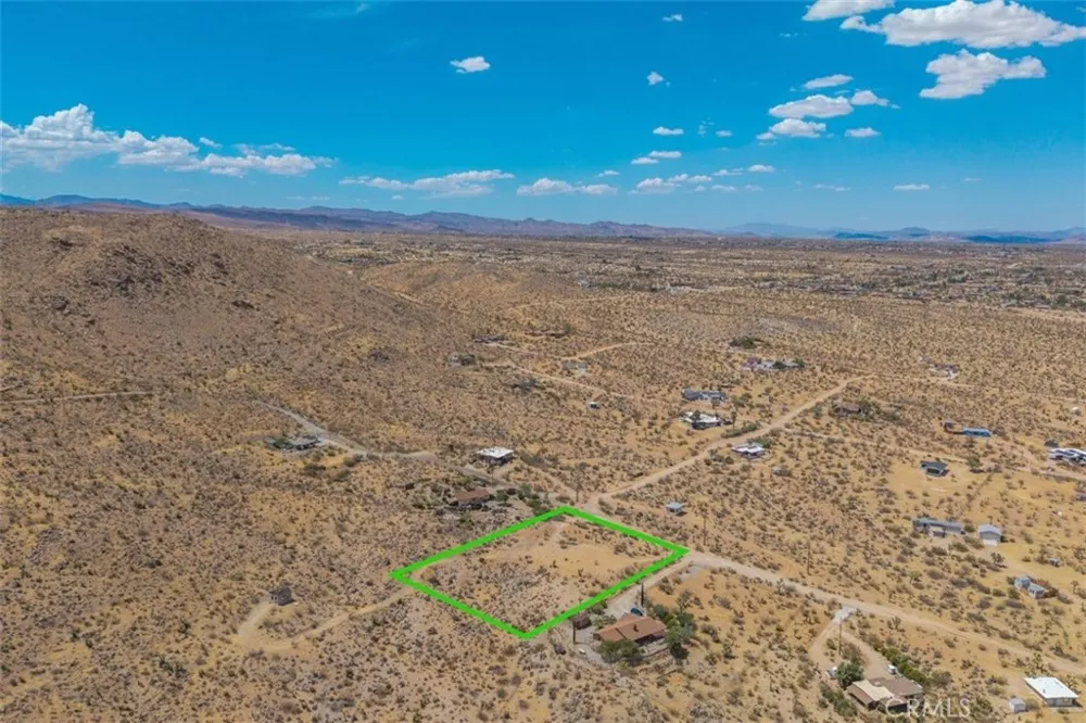 58701 Los Coyotes Yucca Valley, CA 92284