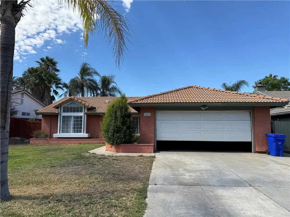 2420 W Sunrise Drive Rialto, CA 92377