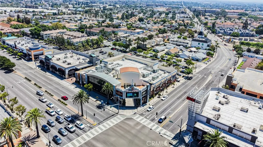 144 Laurel Avenue Brea, CA 92821