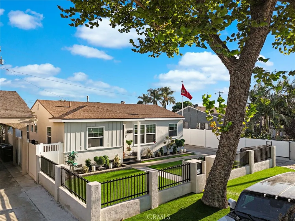 10430 Thienes South El Monte, CA 91733