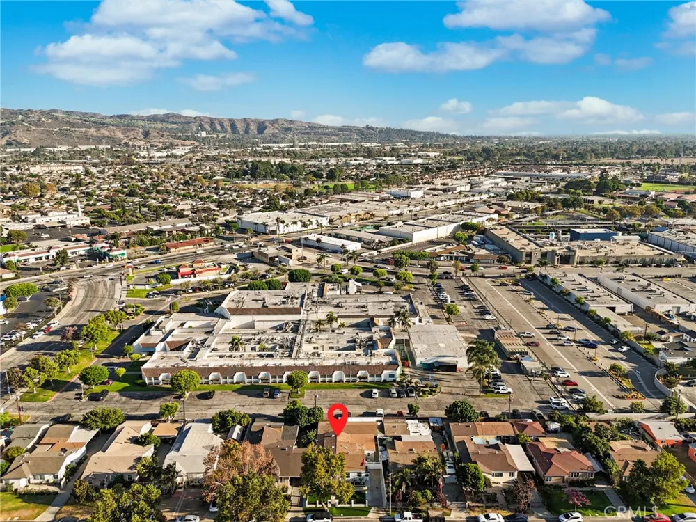 10430 Thienes South El Monte, CA 91733