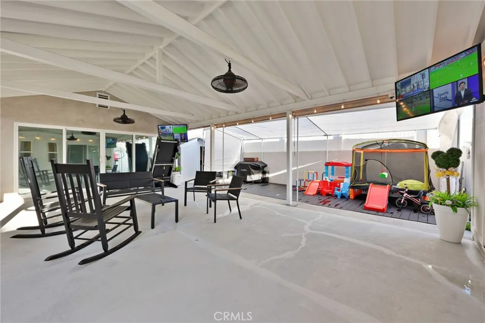 10430 Thienes South El Monte, CA 91733
