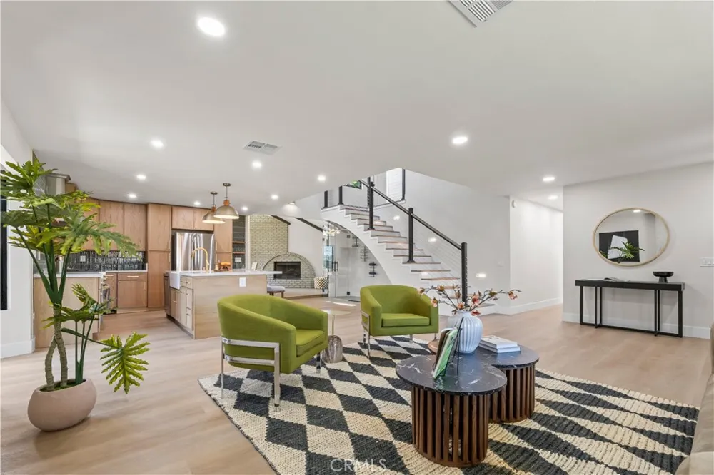 6313 Canterwood La Verne, CA 91750