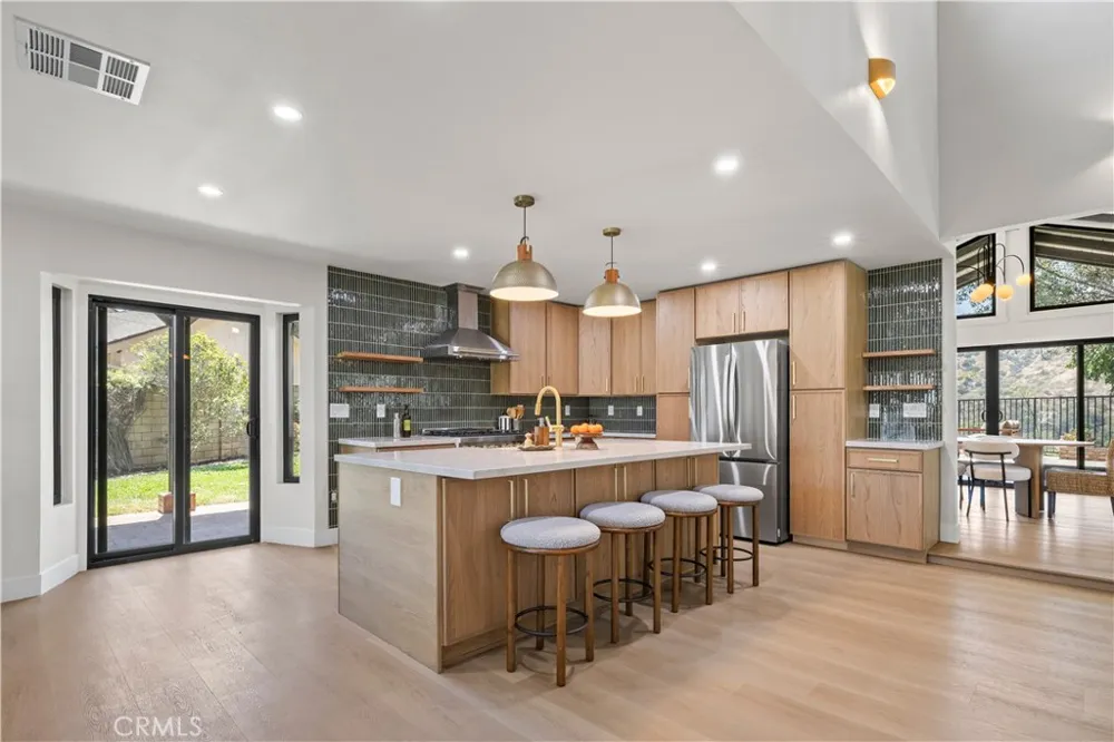 6313 Canterwood La Verne, CA 91750