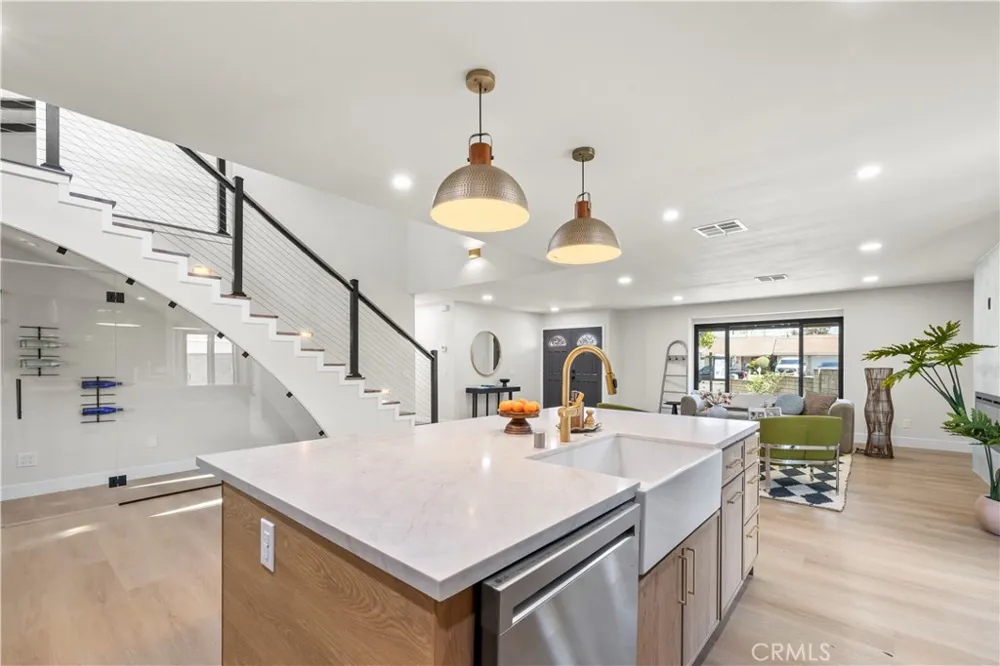 6313 Canterwood La Verne, CA 91750