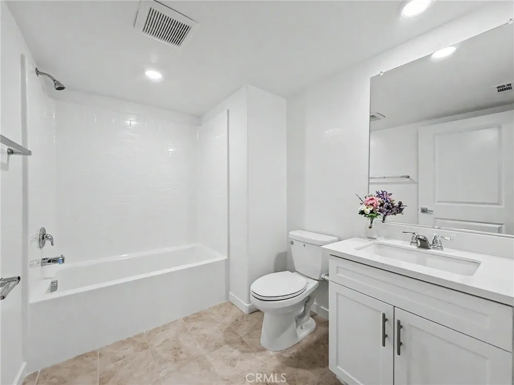 1366 Thunderbolt Lane Rialto, CA 92376