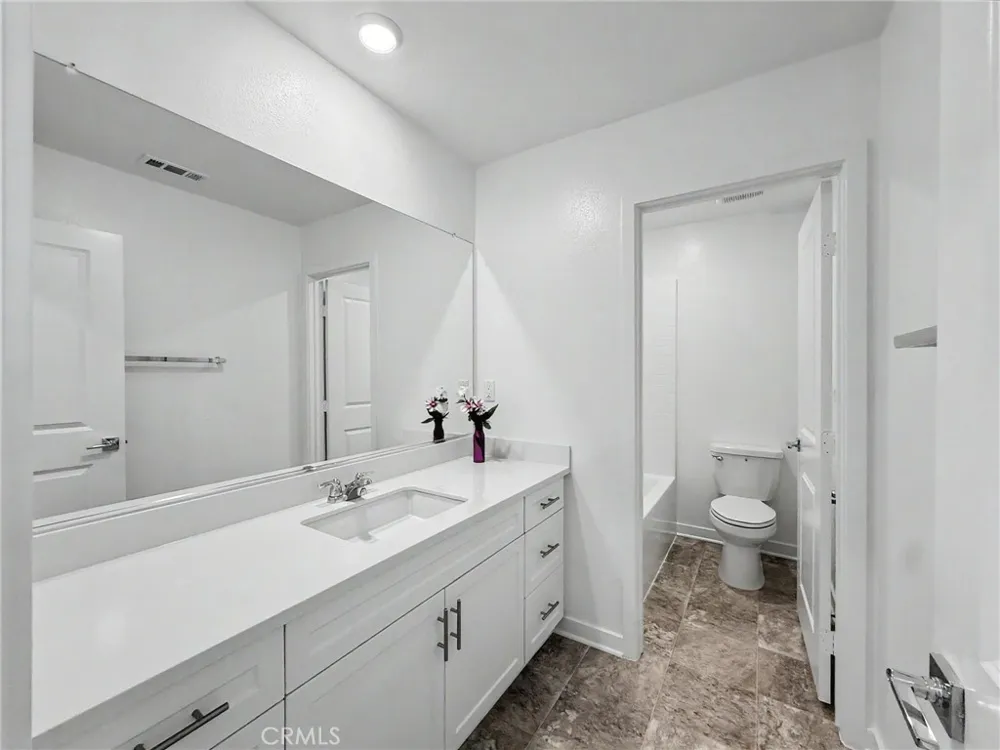 1366 Thunderbolt Lane Rialto, CA 92376