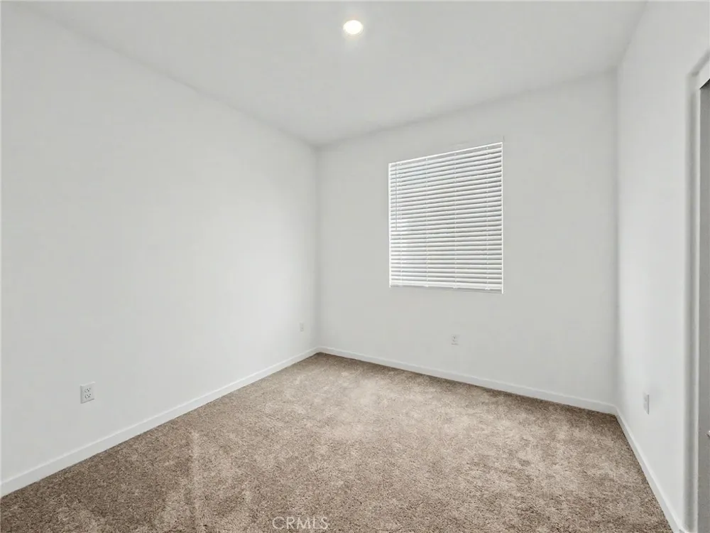 1366 Thunderbolt Lane Rialto, CA 92376