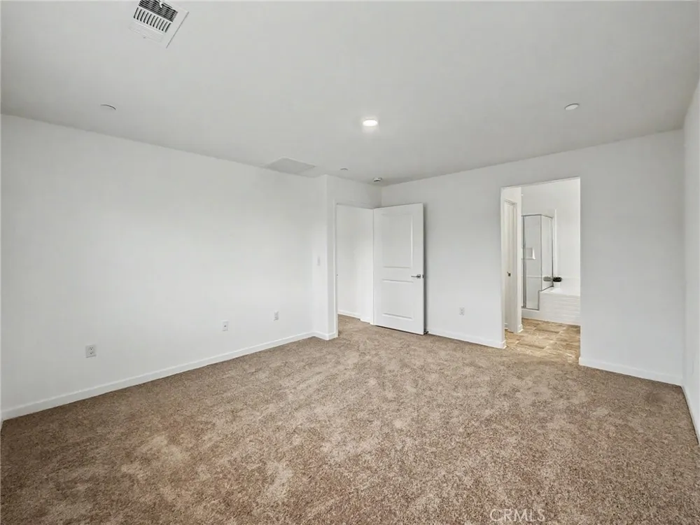1366 Thunderbolt Lane Rialto, CA 92376