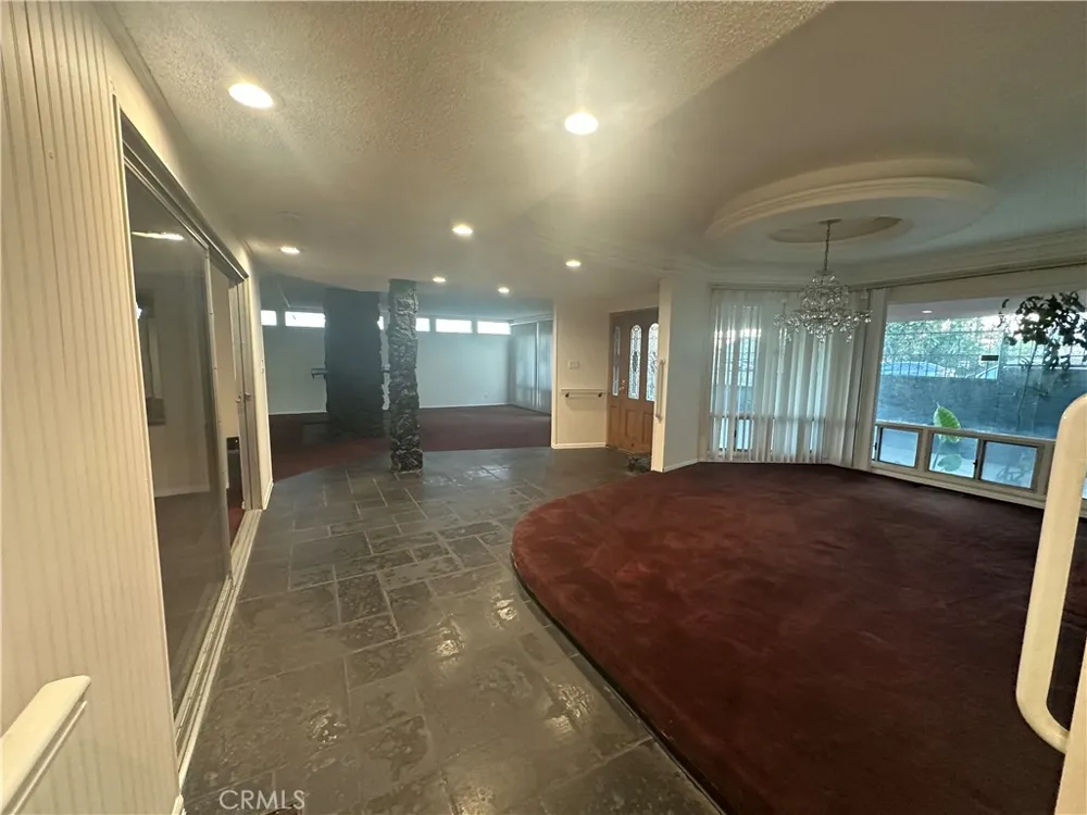 3241 Santa Ana Huntington Park, CA 90255