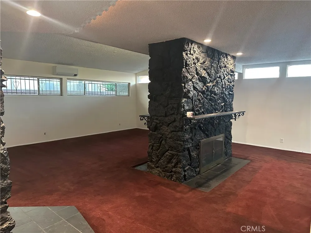 3241 Santa Ana Huntington Park, CA 90255