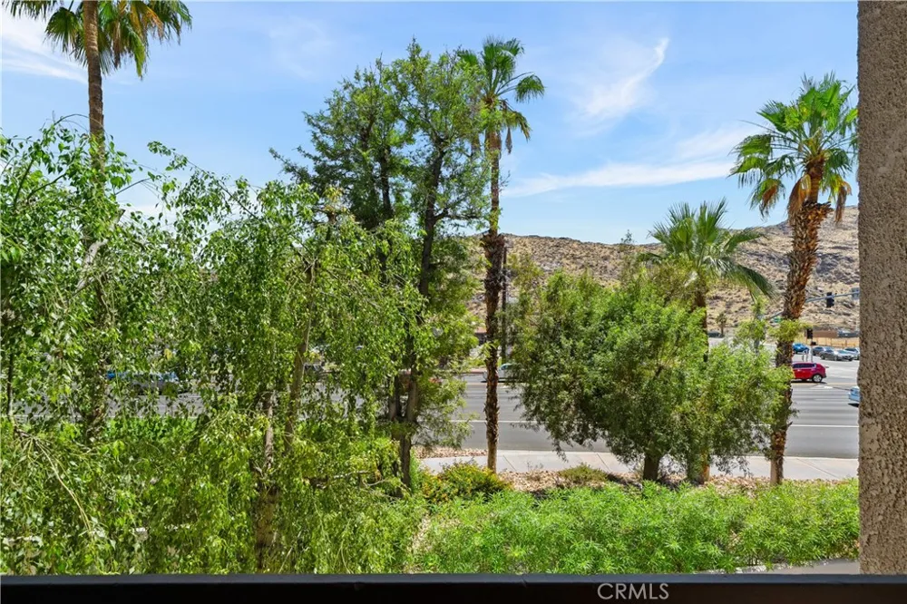 2601 S Broadmoor Palm Springs, CA 92264