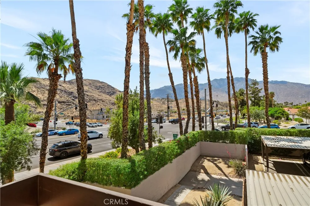 2601 S Broadmoor Palm Springs, CA 92264