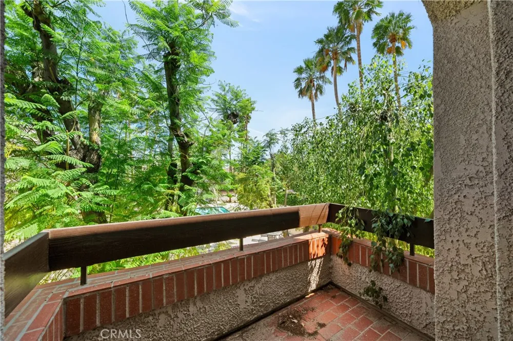 2601 S Broadmoor Palm Springs, CA 92264