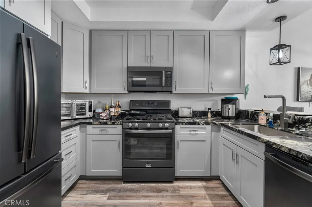2601 S Broadmoor Palm Springs, CA 92264