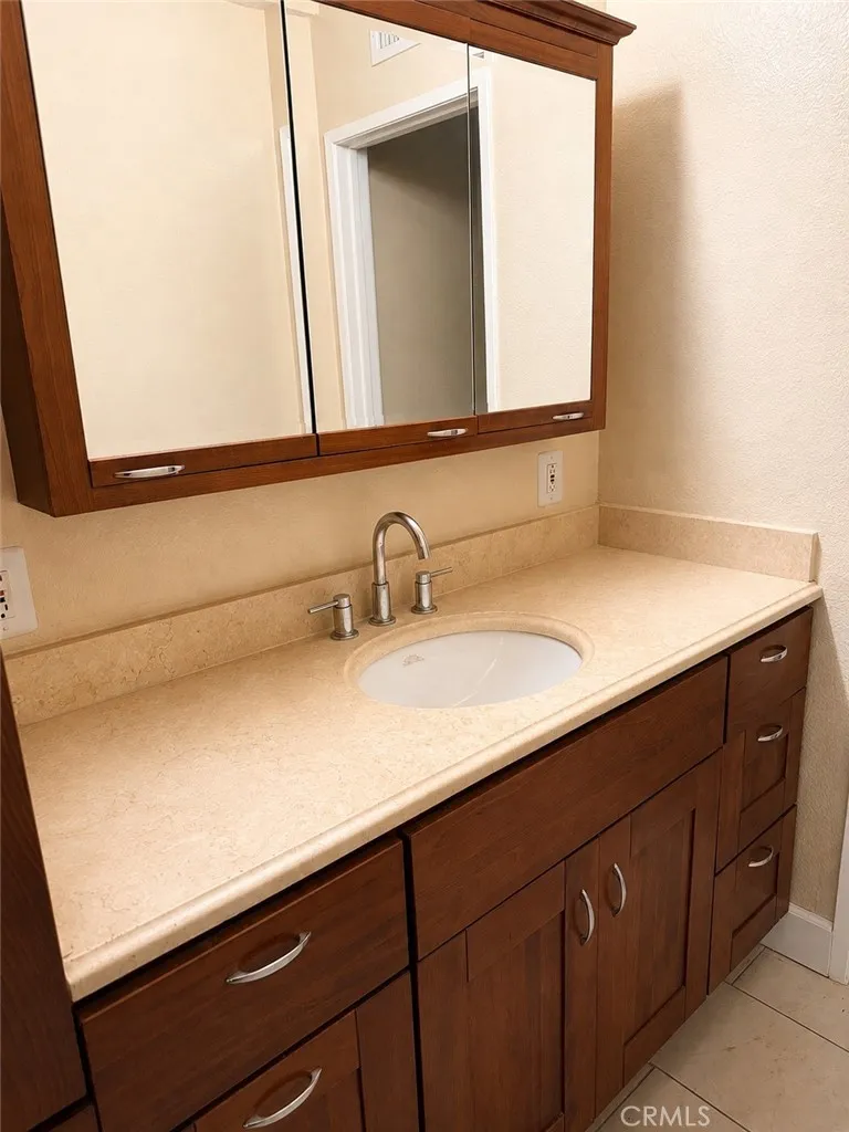 10260 Santa Rosa Court Rancho Cucamonga, CA 91730