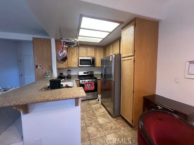 13280 Dronfield Avenue #19 Sylmar, CA 91342