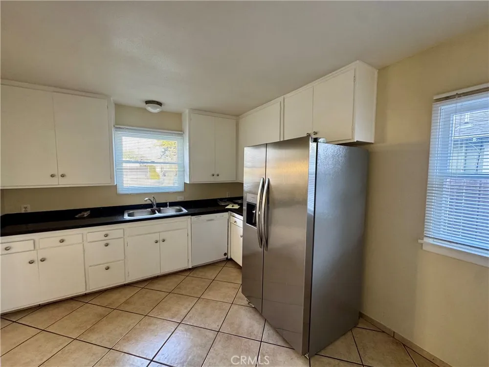 125 S Wildwood Glendora, CA 91741