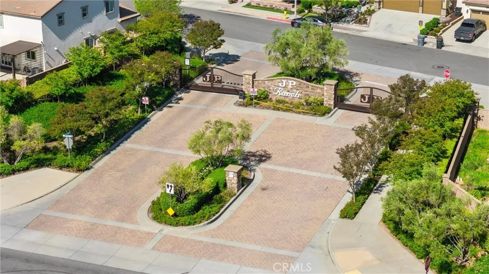 229 Country Club Calimesa, CA 92320